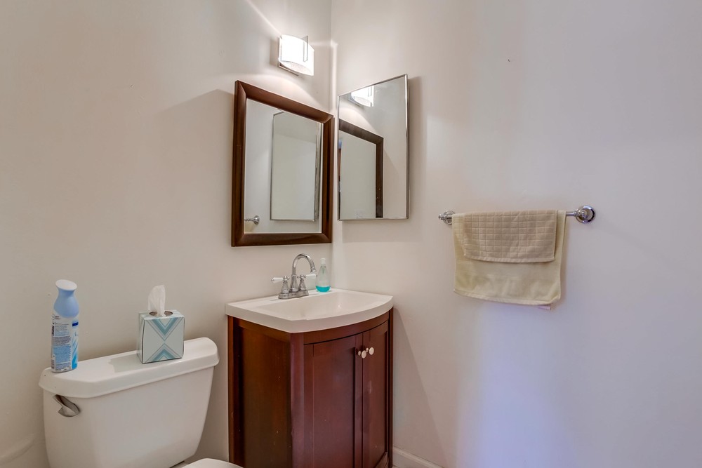 Virtual tour photo 19 of 24 for 4540 Vandever Ave APT 11