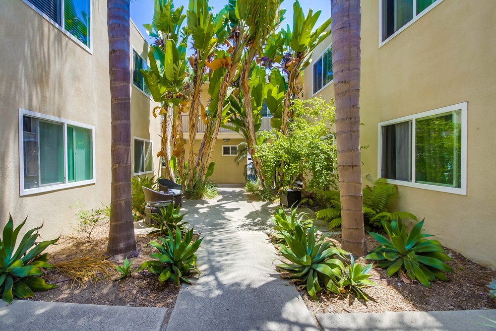 Virtual tour photo 5 of 32 for 4541 Florida St #218