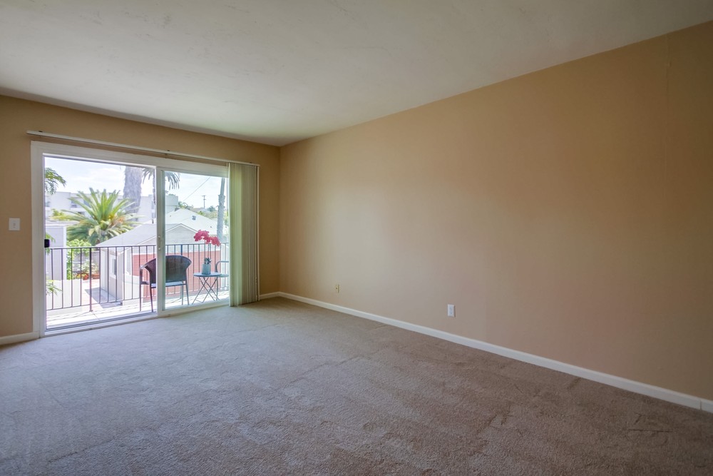 Virtual tour photo 11 of 32 for 4541 Florida St #218