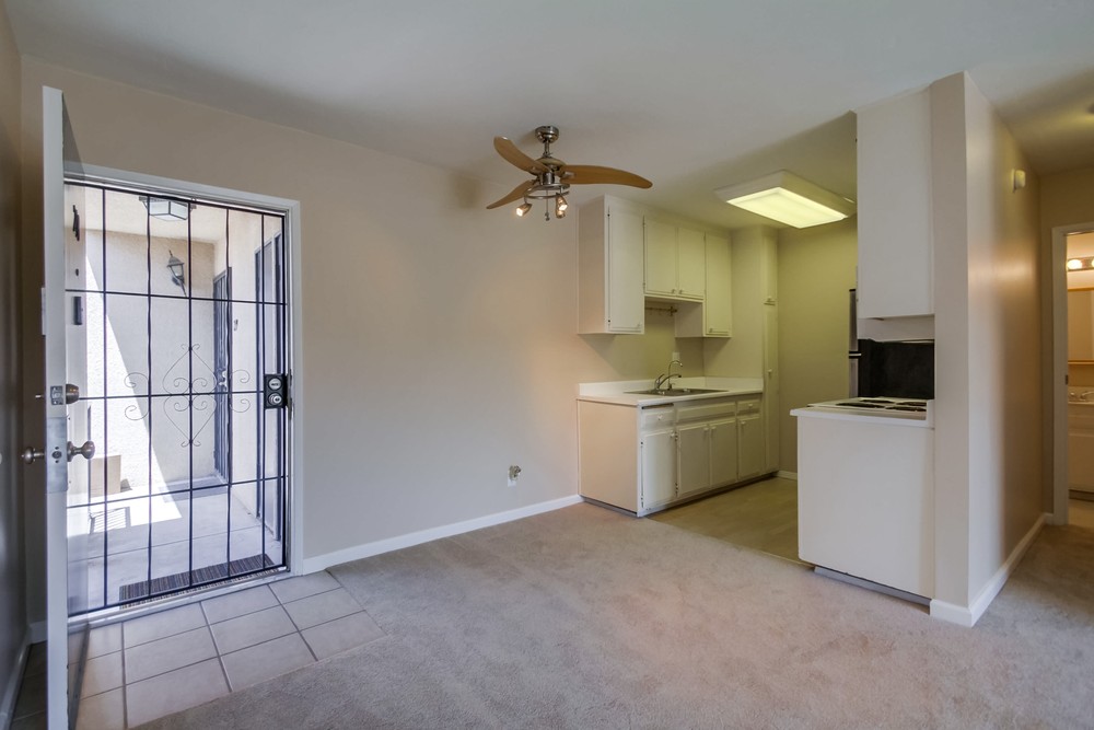 Virtual tour photo 16 of 32 for 4541 Florida St #218