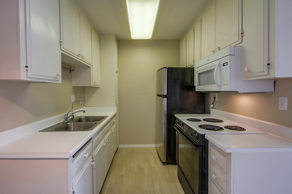Virtual tour photo 19 of 32 for 4541 Florida St #218