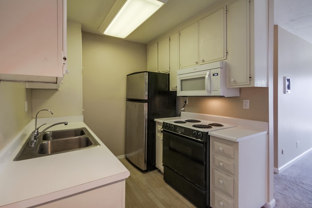 Virtual tour photo 20 of 32 for 4541 Florida St #218