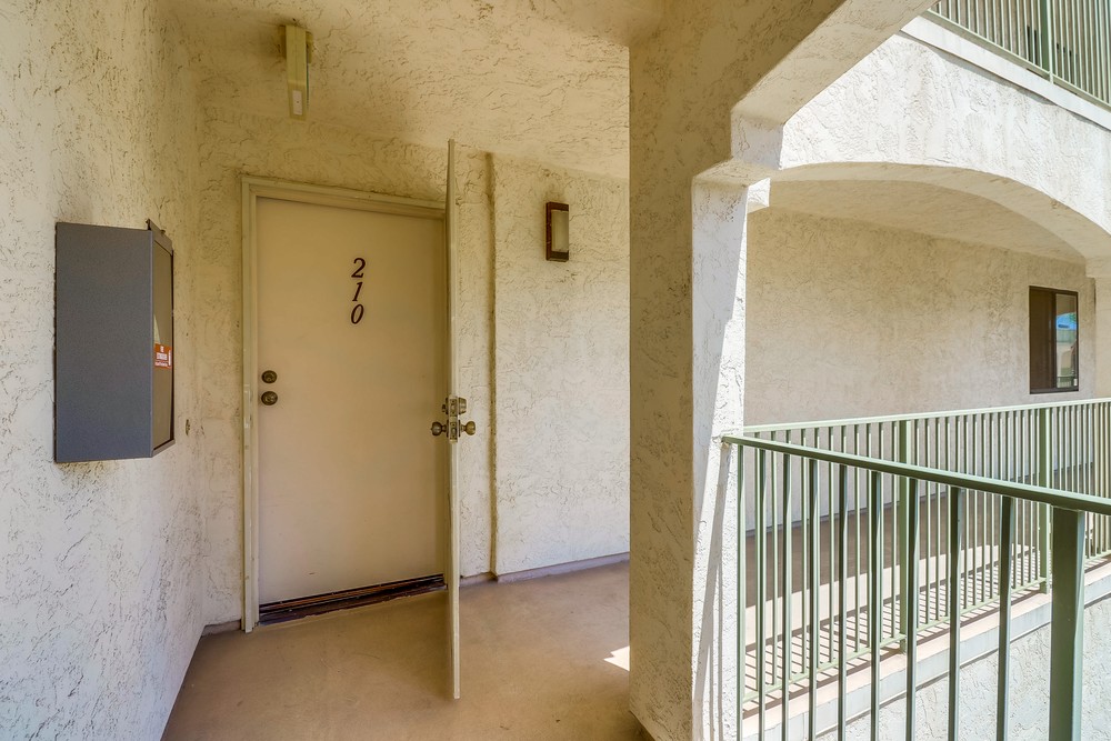 Virtual tour photo 7 of 29 for 4545 Arizona St #210