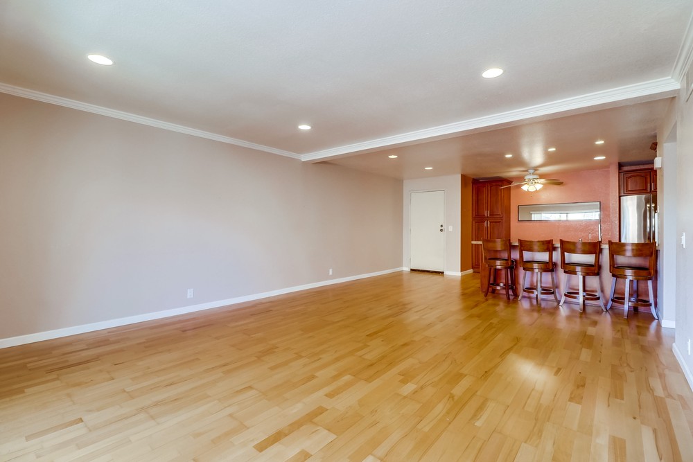 Virtual tour photo 10 of 29 for 4545 Arizona St #210