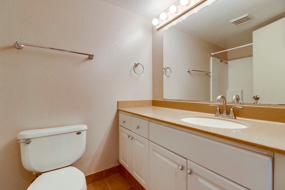 Virtual tour photo 27 of 29 for 4545 Arizona St #210