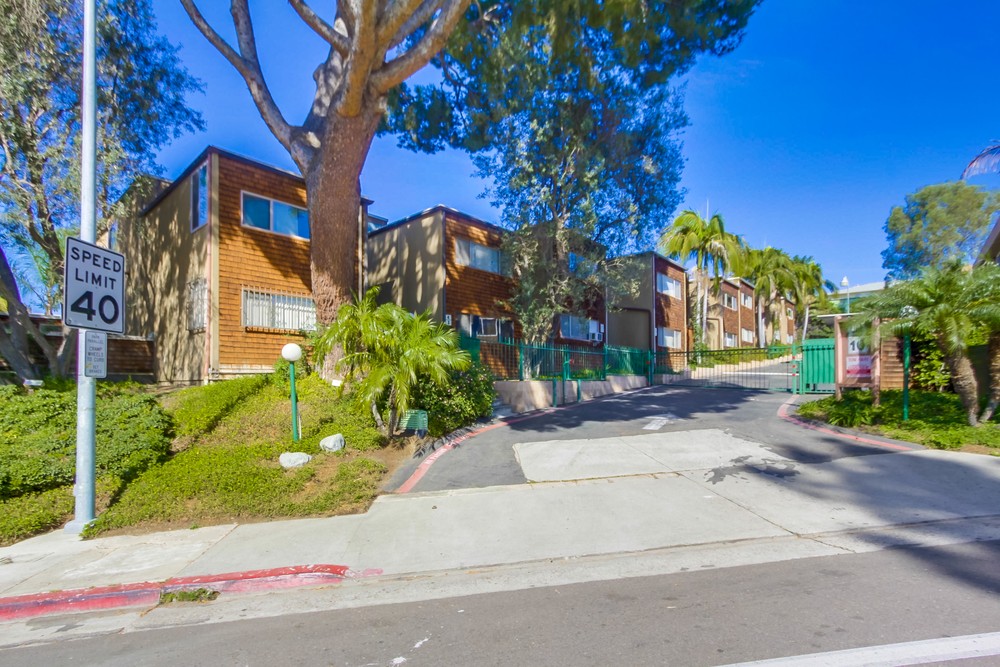 Virtual tour photo 1 of 33 for 4545 Collwood Blvd #8