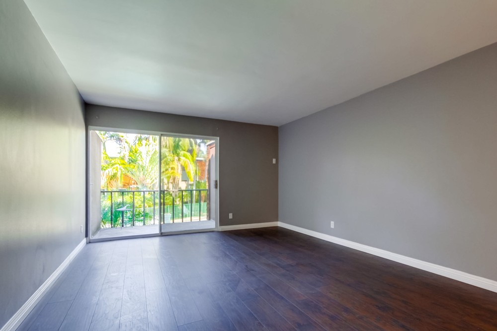 Virtual tour photo 9 of 33 for 4545 Collwood Blvd #8