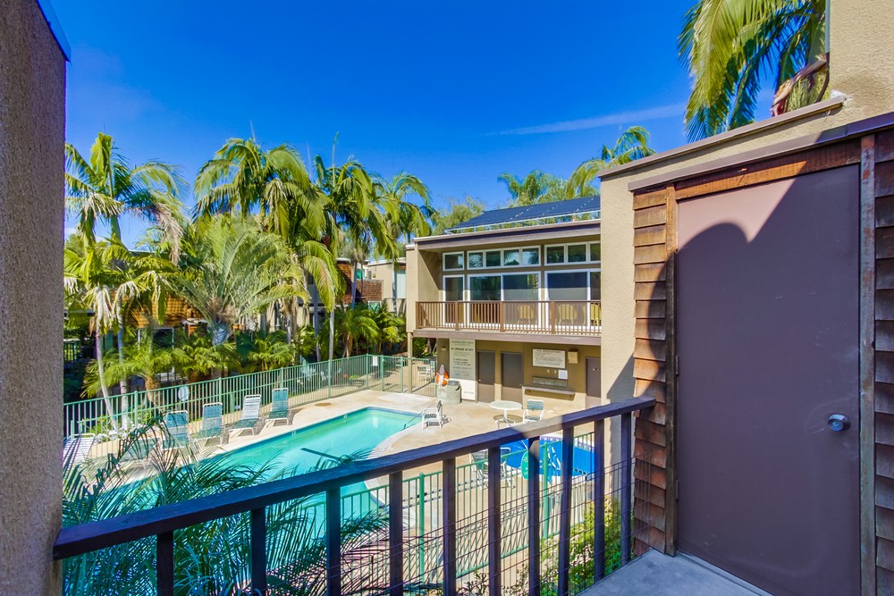 Virtual tour photo 18 of 33 for 4545 Collwood Blvd #8