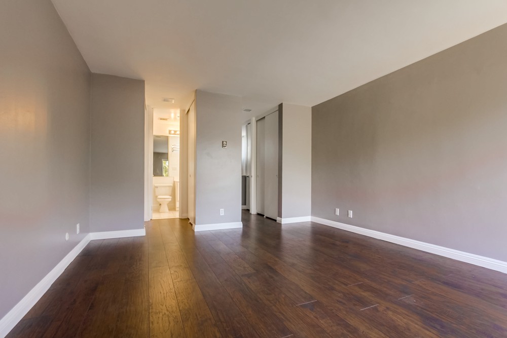 Virtual tour photo 22 of 33 for 4545 Collwood Blvd #8