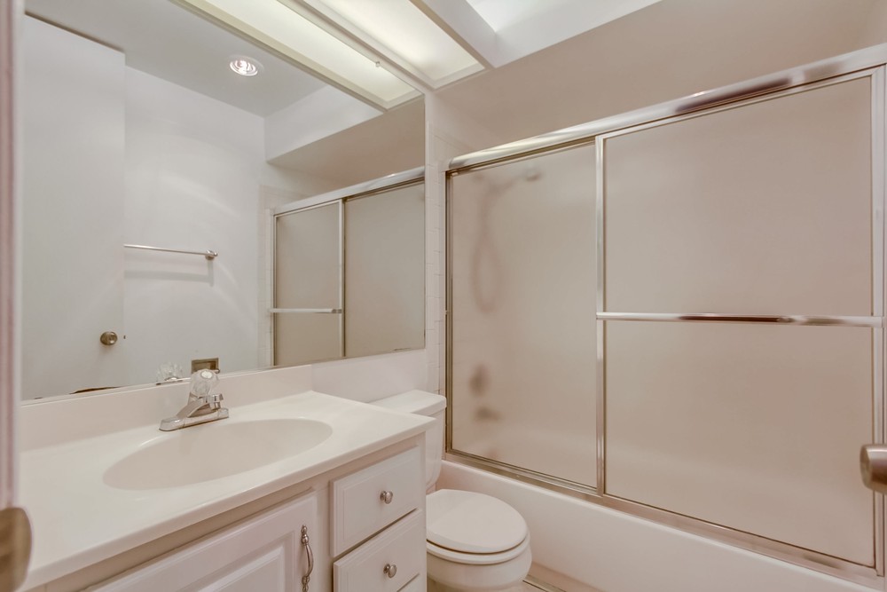 Virtual tour photo 30 of 33 for 4545 Collwood Blvd #8