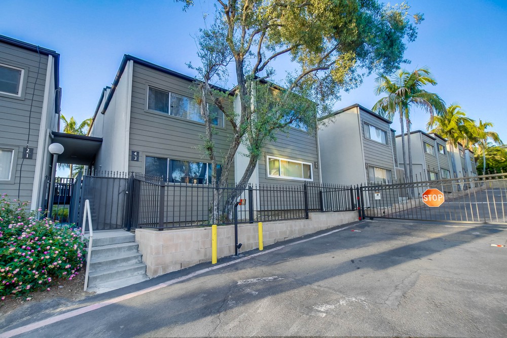 Virtual tour photo 1 of 30 for 4545 Collwood Blvd UNIT 43