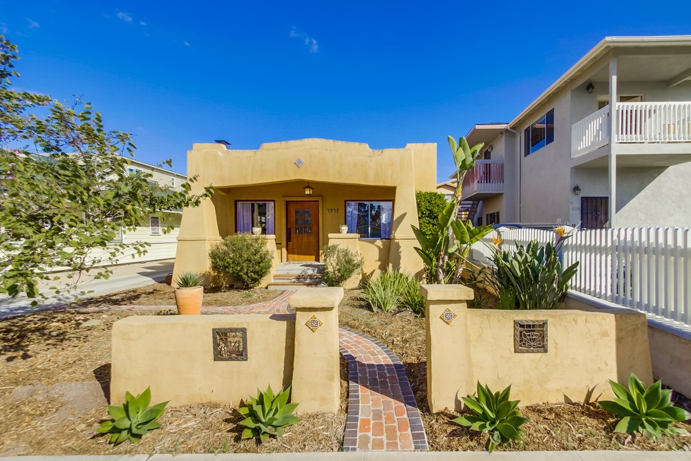 Virtual tour photo 1 of 53 for 4547 Cleveland Ave