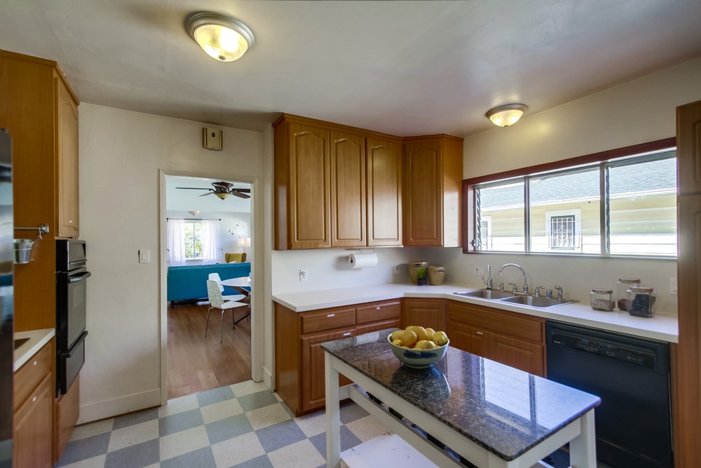 Virtual tour photo 20 of 53 for 4547 Cleveland Ave