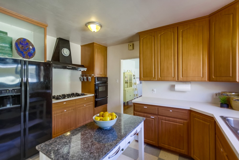 Virtual tour photo 21 of 53 for 4547 Cleveland Ave