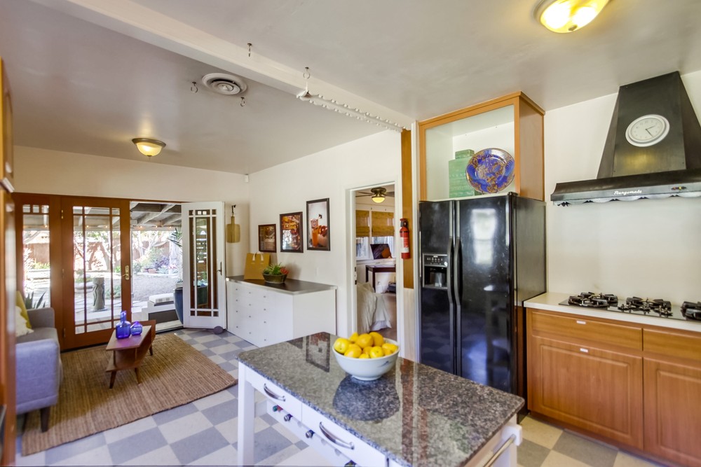 Virtual tour photo 23 of 53 for 4547 Cleveland Ave