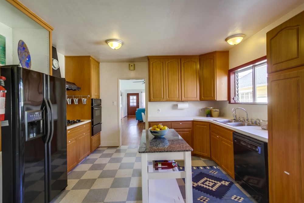 Virtual tour photo 24 of 53 for 4547 Cleveland Ave