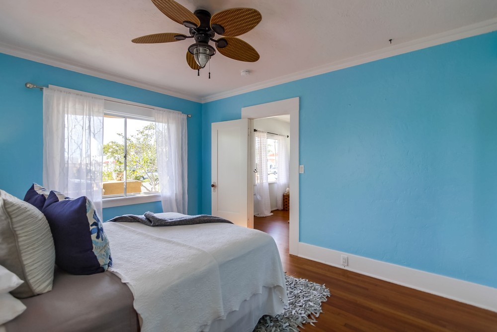 Virtual tour photo 31 of 53 for 4547 Cleveland Ave