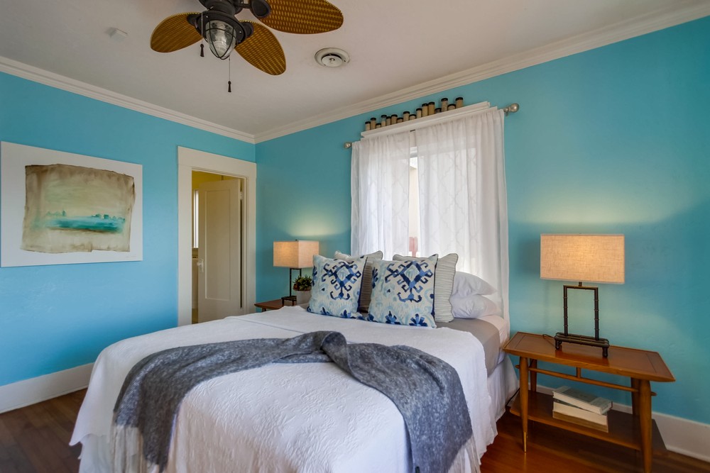 Virtual tour photo 32 of 53 for 4547 Cleveland Ave