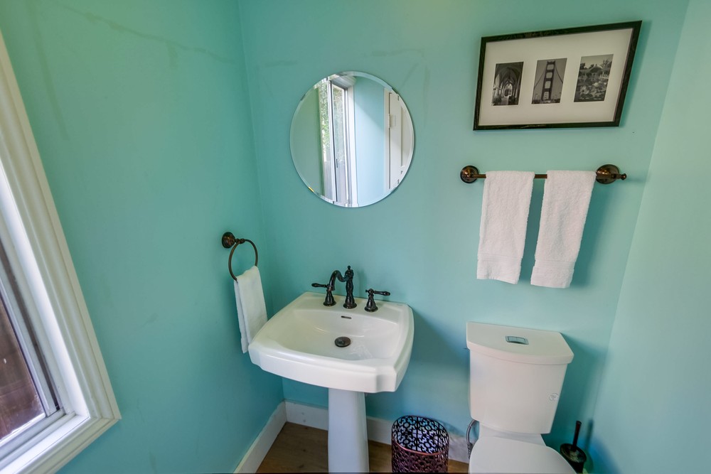 Virtual tour photo 43 of 53 for 4547 Cleveland Ave