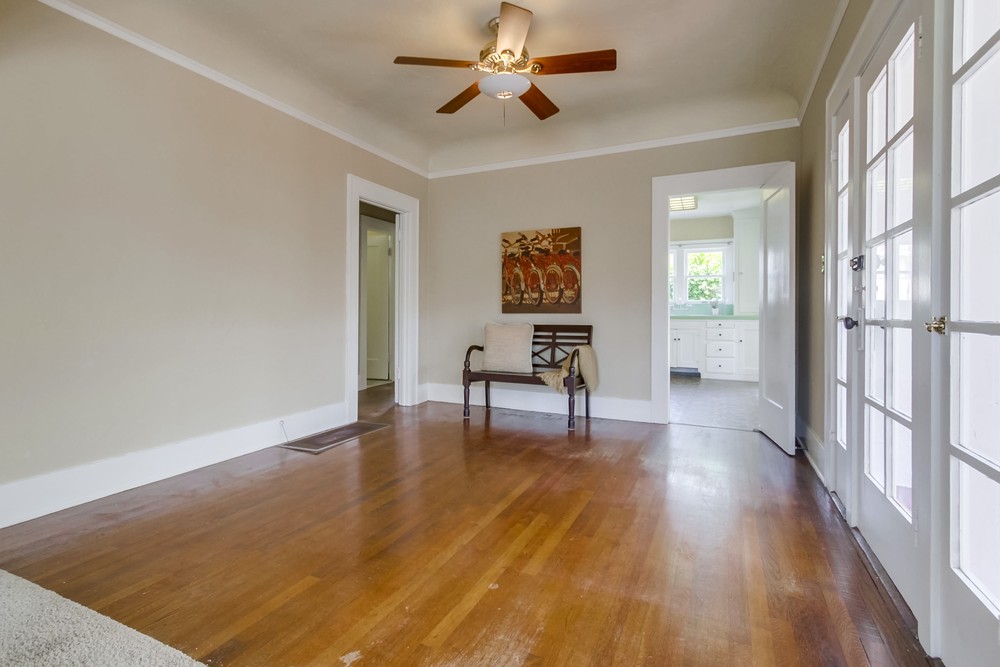 Virtual tour photo 11 of 42 for 4547 Marlborough Dr