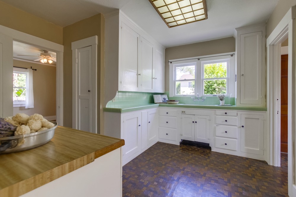 Virtual tour photo 17 of 42 for 4547 Marlborough Dr
