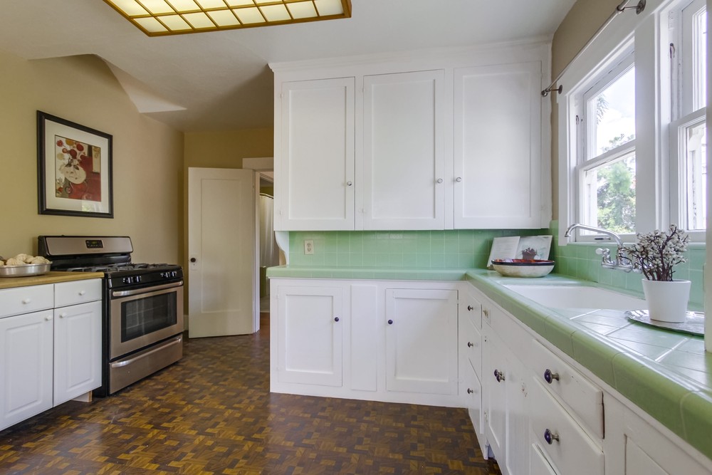 Virtual tour photo 21 of 42 for 4547 Marlborough Dr