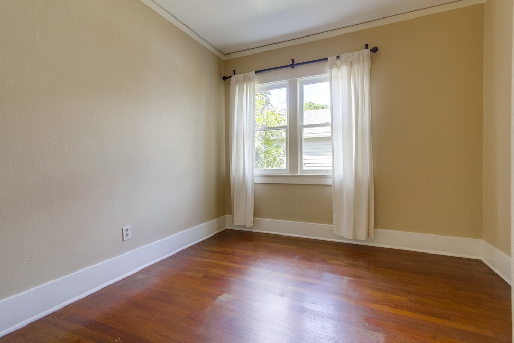 Virtual tour photo 32 of 42 for 4547 Marlborough Dr