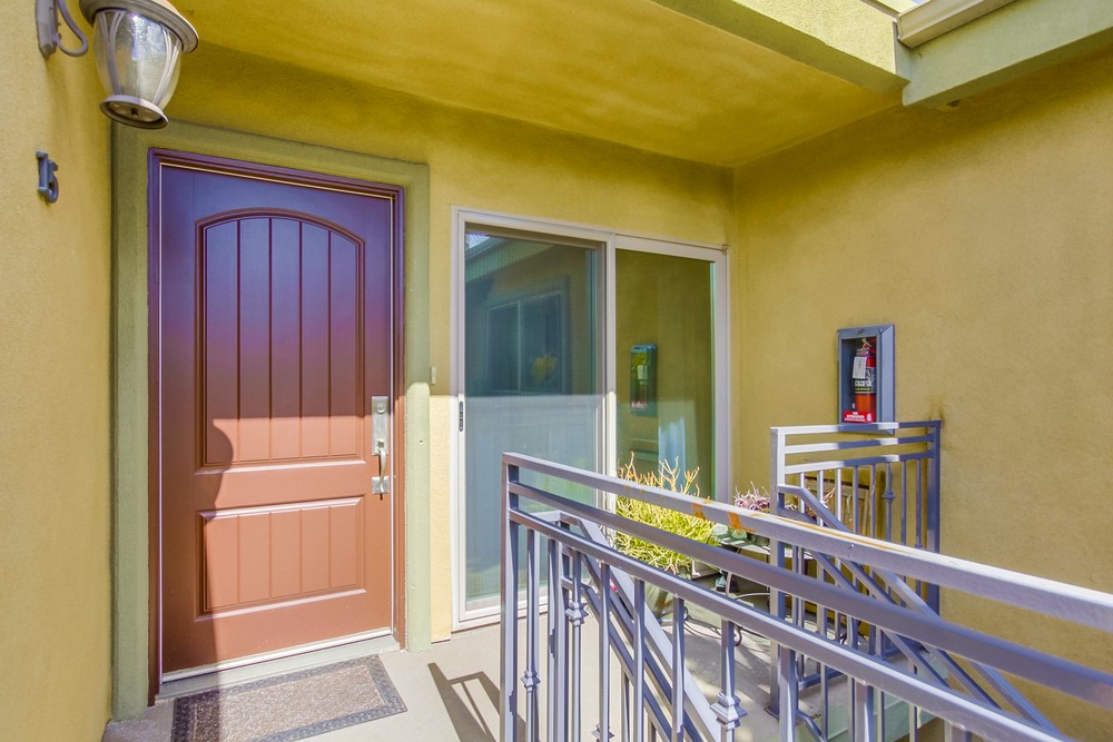 Virtual tour photo 12 of 30 for 4548 Hawley Blvd #15