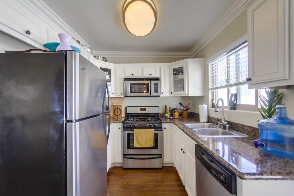 Virtual tour photo 21 of 30 for 4548 Hawley Blvd #15