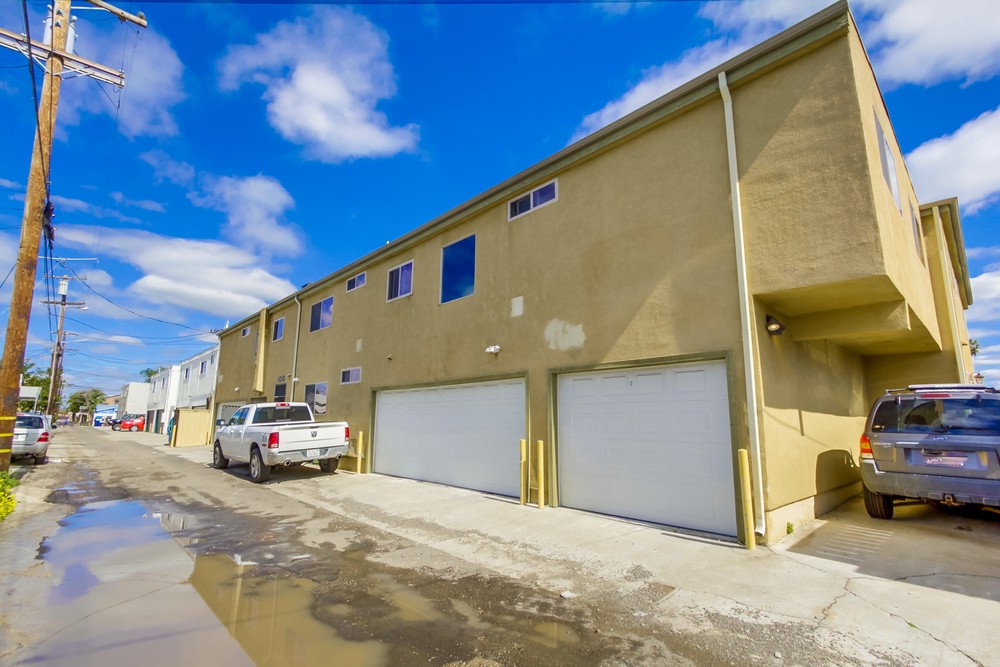 Virtual tour photo 31 of 30 for 4548 Hawley Blvd #15