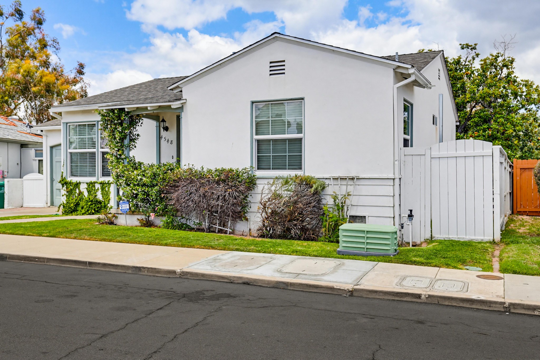 Virtual tour photo 4 of 39 for 4548 Max Dr