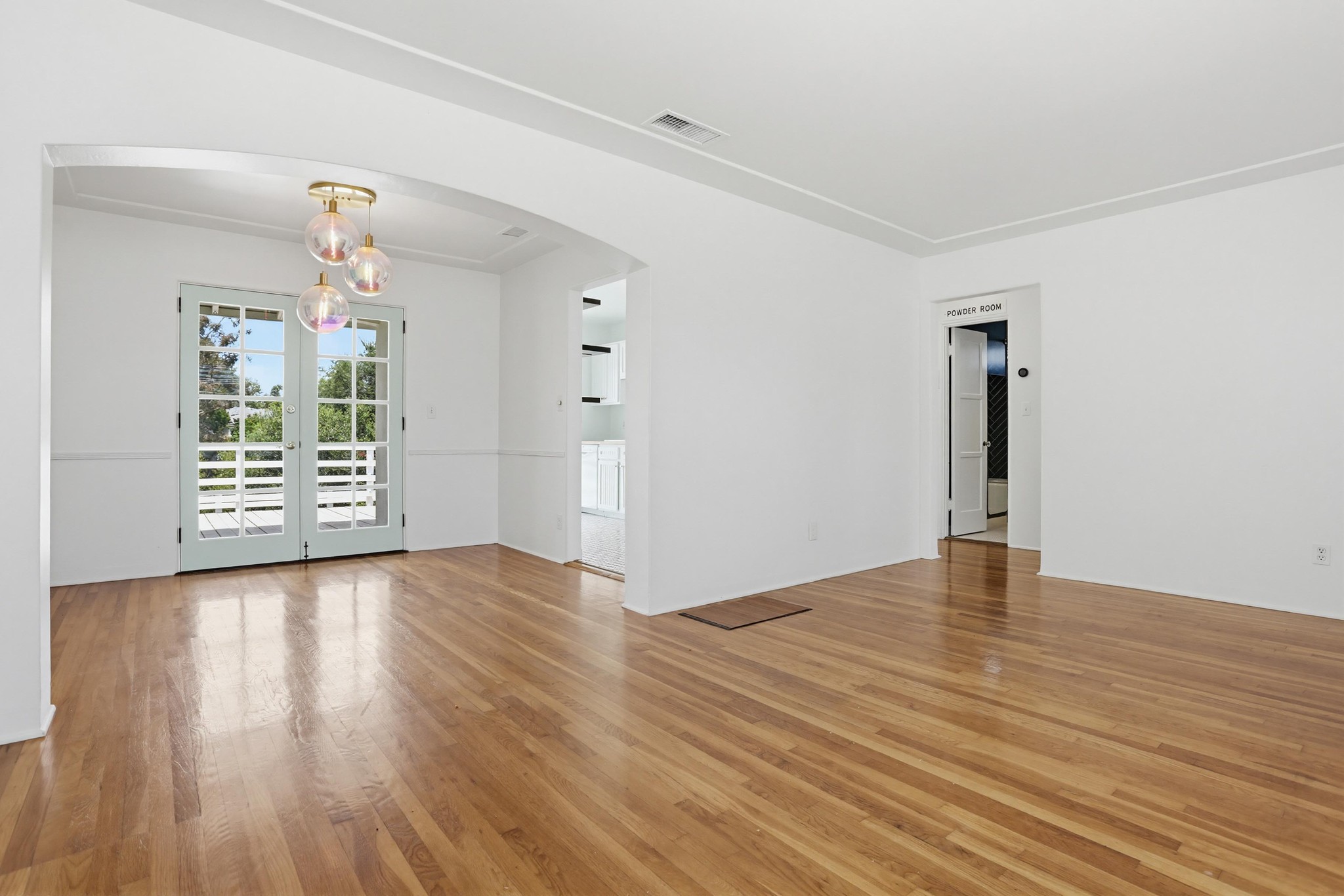 Virtual tour photo 11 of 39 for 4548 Max Dr