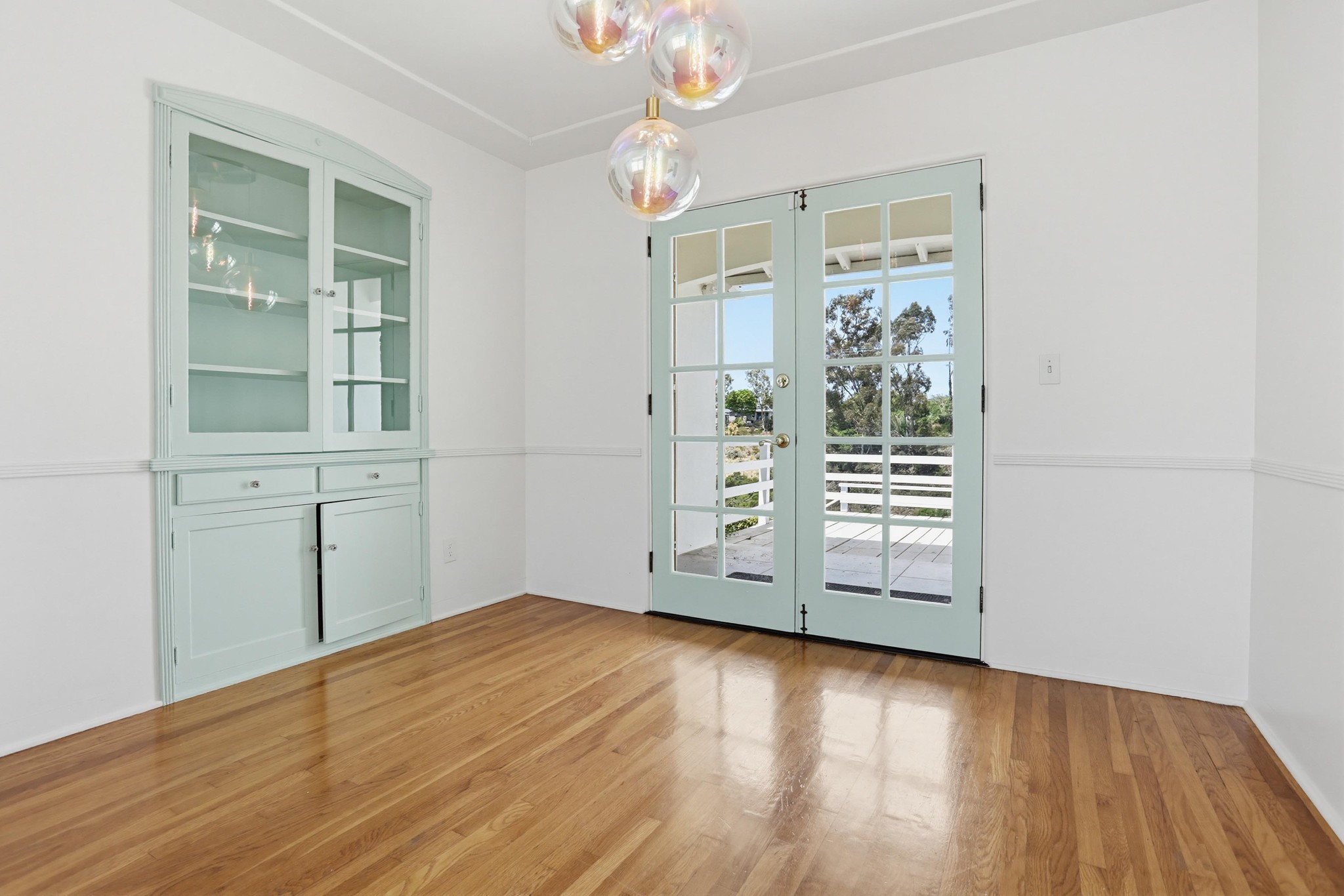 Virtual tour photo 12 of 39 for 4548 Max Dr