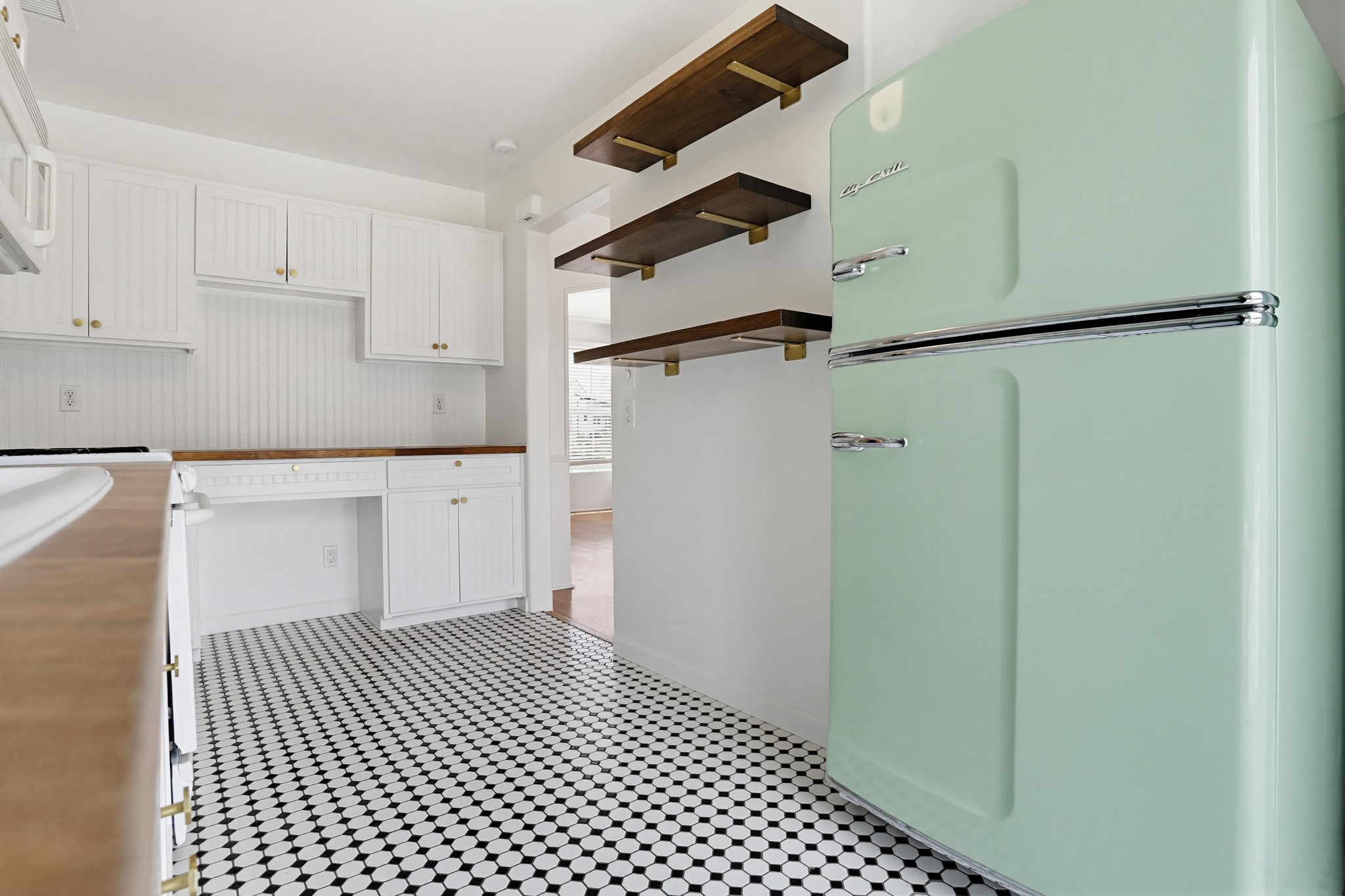 Virtual tour photo 18 of 39 for 4548 Max Dr