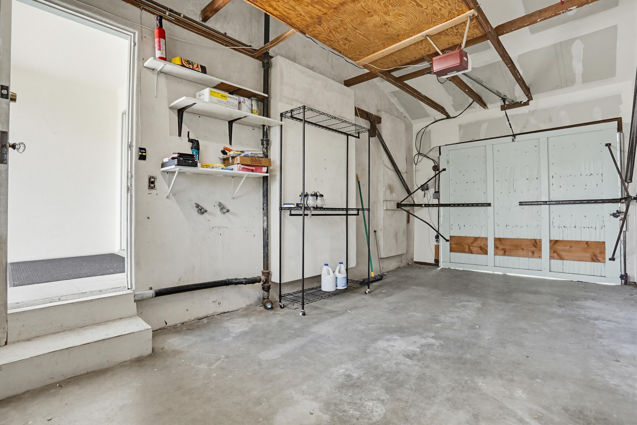 Virtual tour photo 38 of 39 for 4548 Max Dr