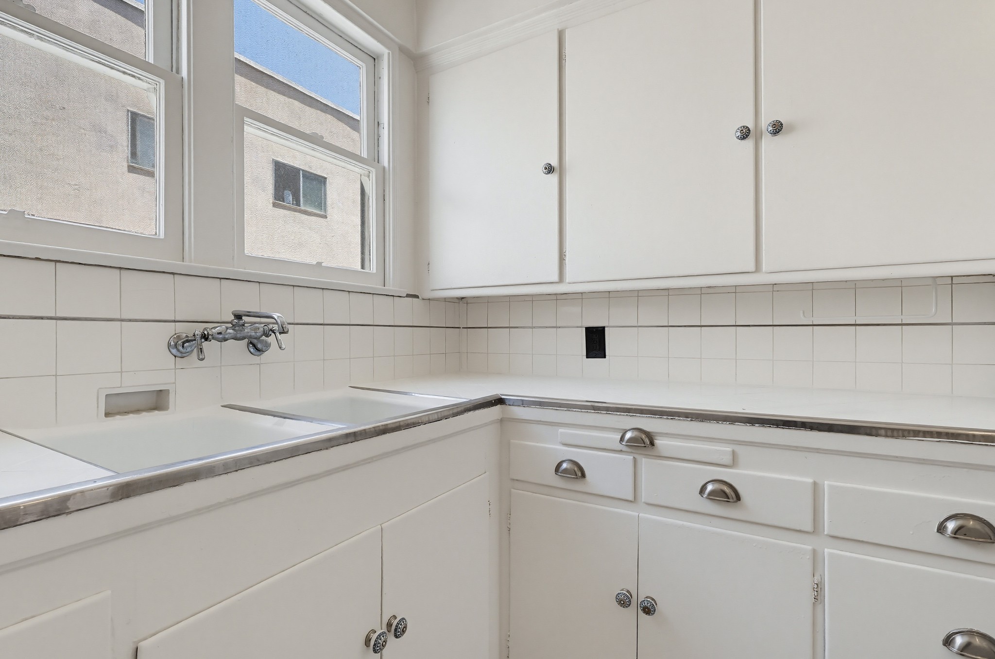 Virtual tour photo 26 of 56 for 455 Hayworth Ave