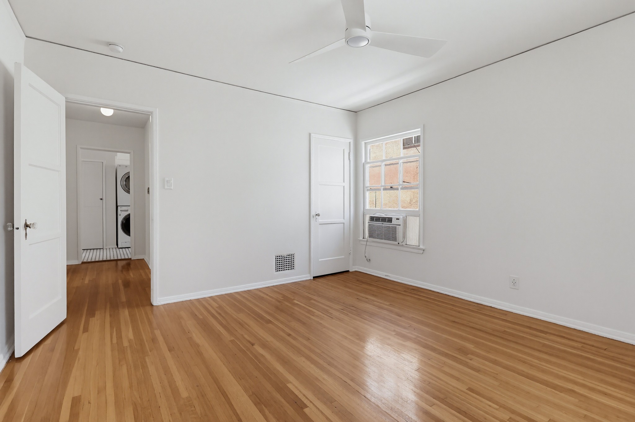 Virtual tour photo 41 of 56 for 455 Hayworth Ave