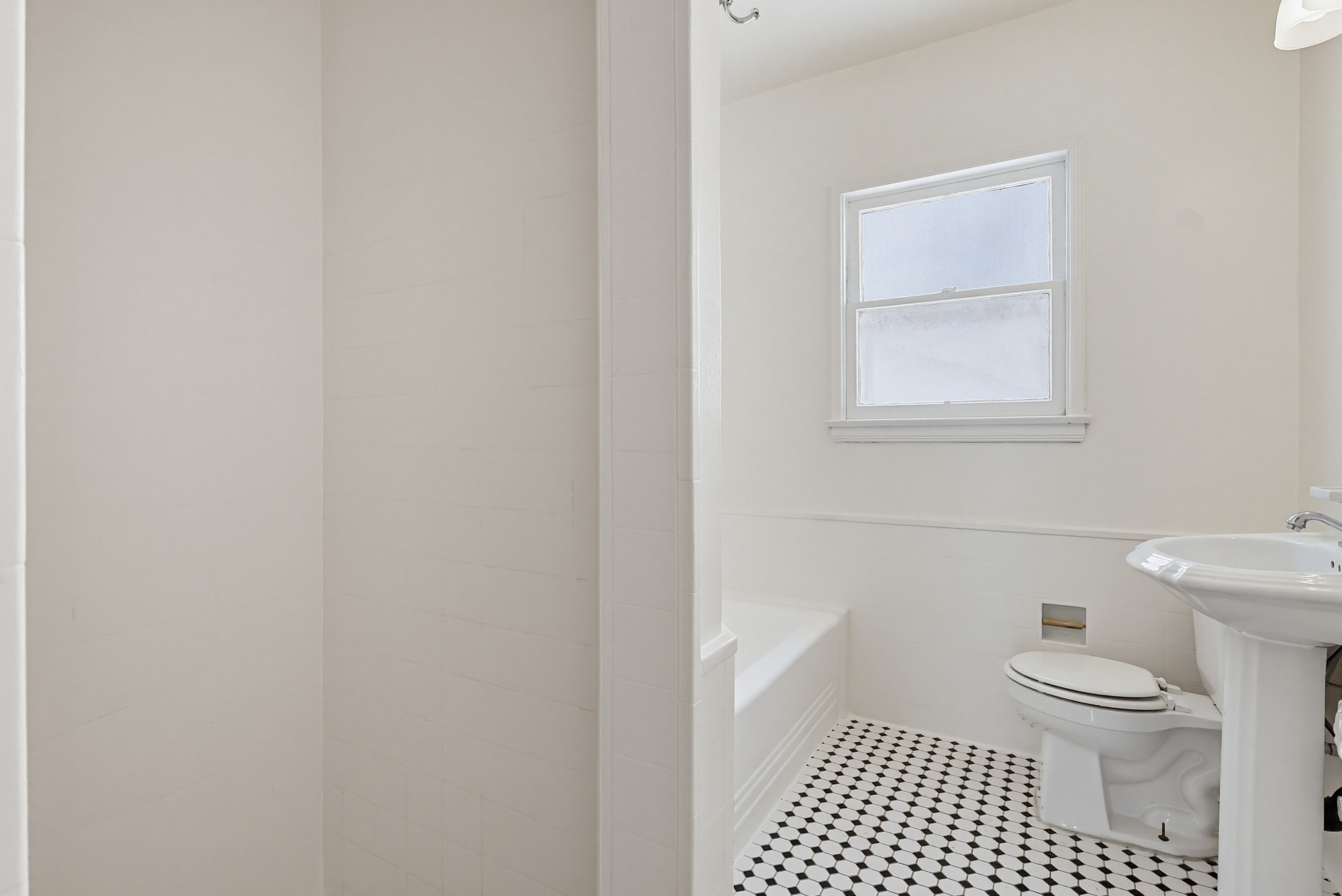 Virtual tour photo 42 of 56 for 455 Hayworth Ave