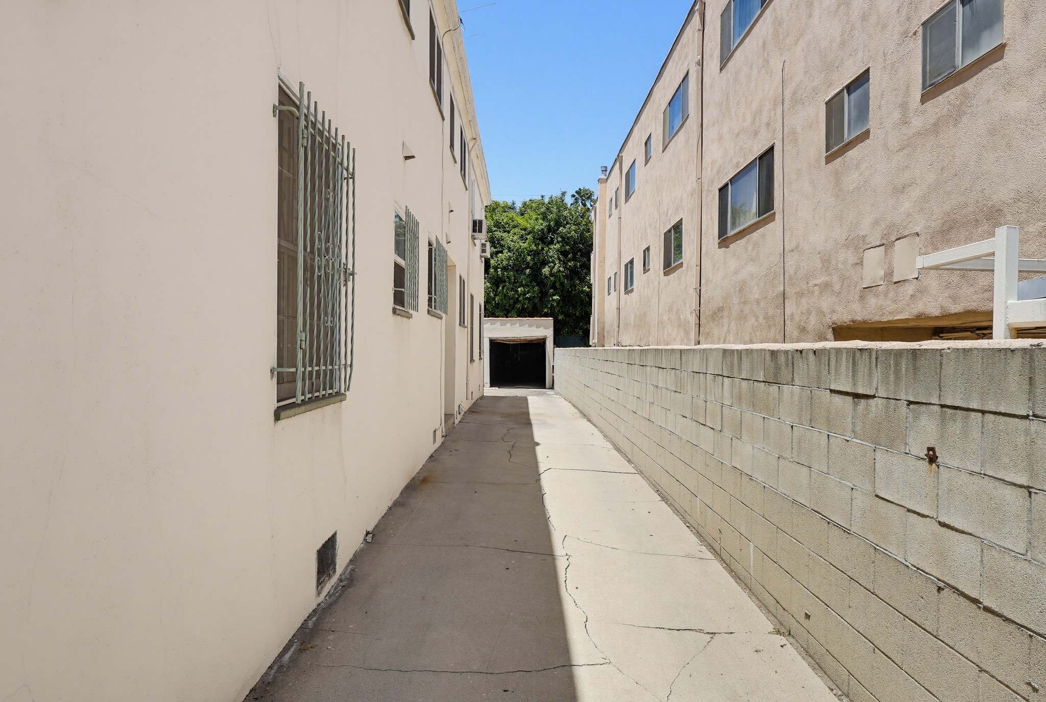 Virtual tour photo 52 of 56 for 455 Hayworth Ave