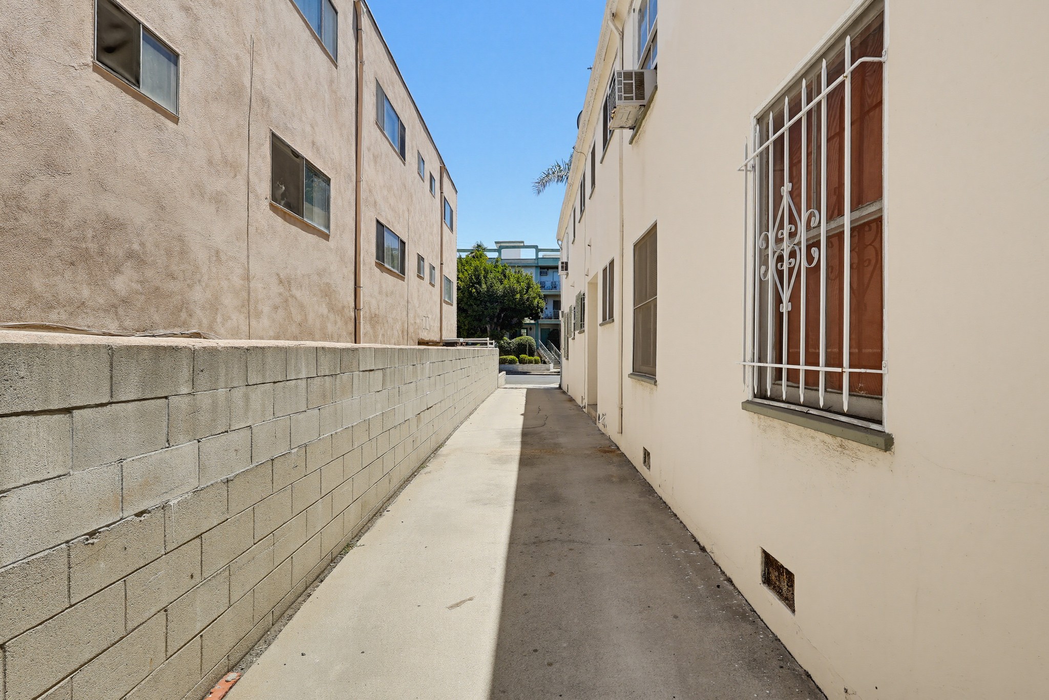 Virtual tour photo 53 of 56 for 455 Hayworth Ave