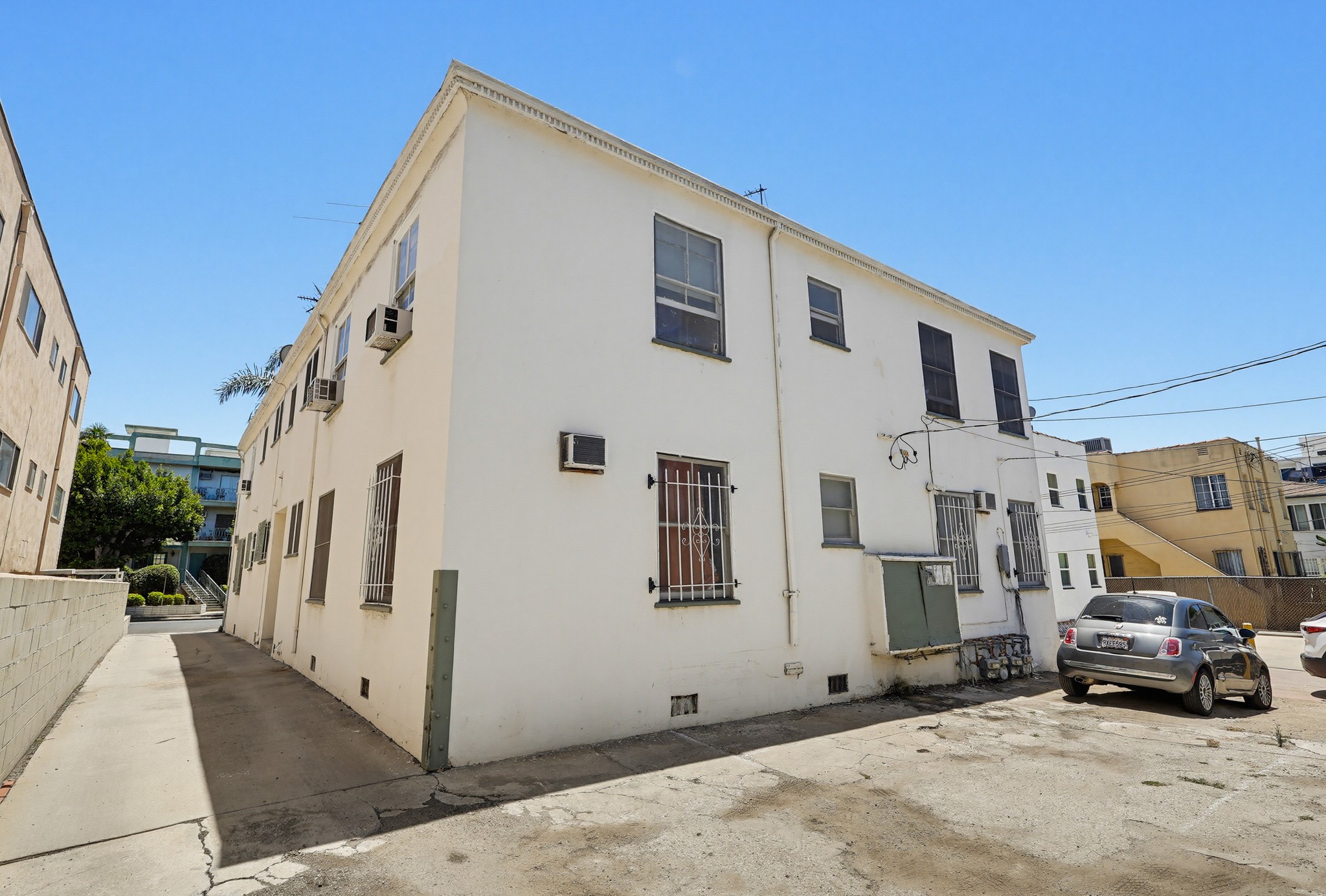 Virtual tour photo 54 of 56 for 455 Hayworth Ave