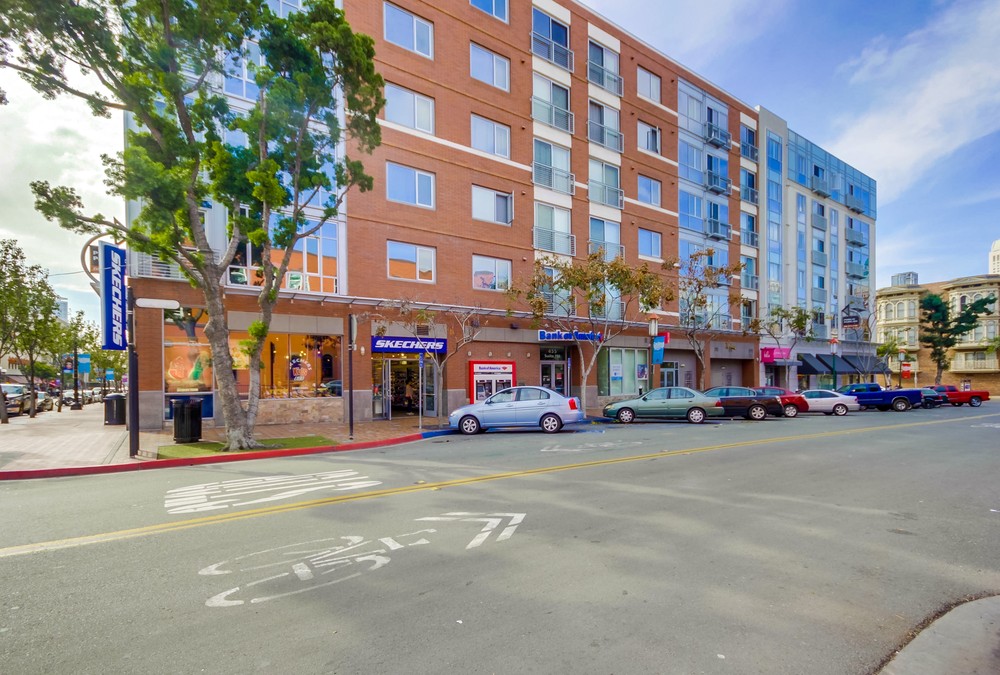 Virtual tour photo 3 of 32 for 455 Island Avenue San Diego