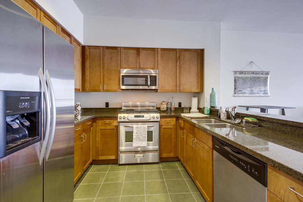 Virtual tour photo 9 of 32 for 455 Island Avenue San Diego