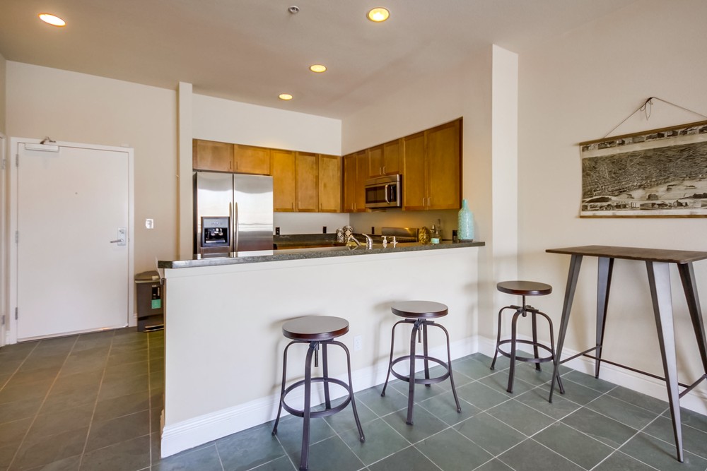 Virtual tour photo 11 of 32 for 455 Island Avenue San Diego