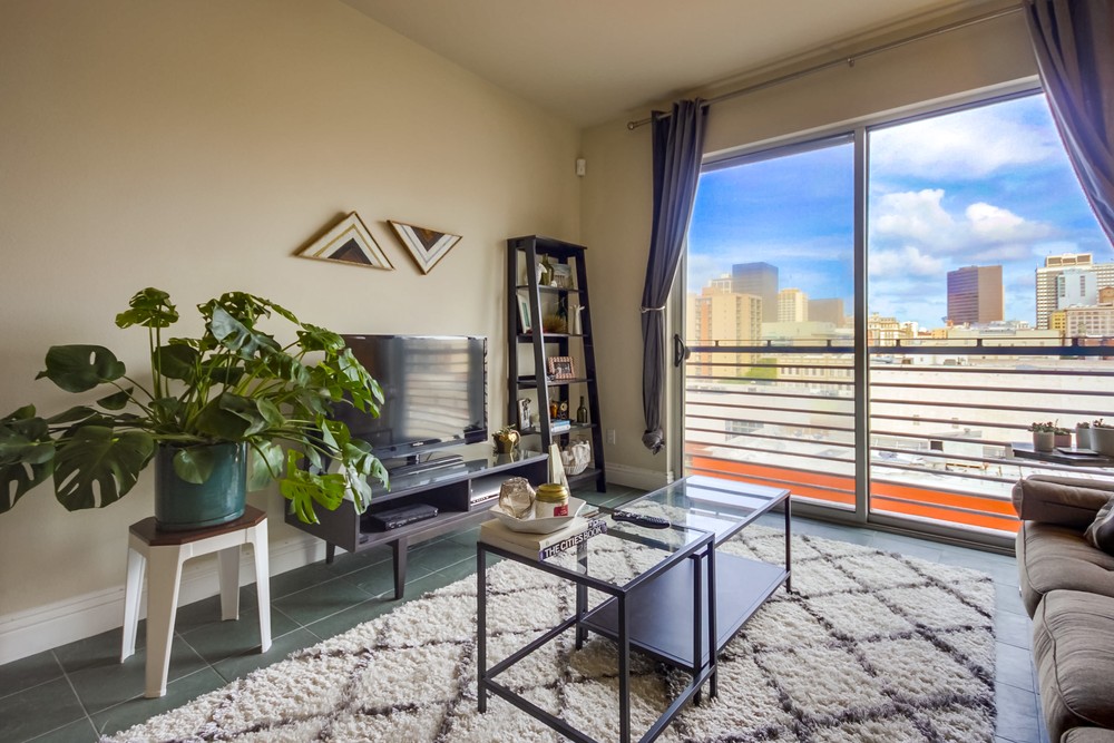 Virtual tour photo 14 of 32 for 455 Island Avenue San Diego