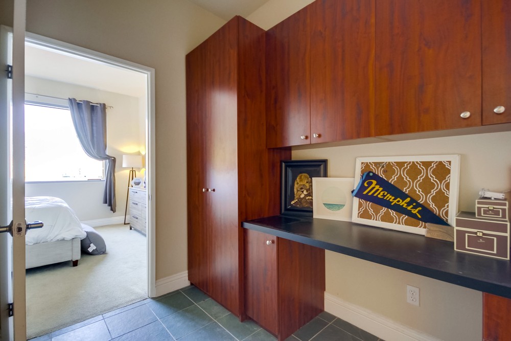 Virtual tour photo 16 of 32 for 455 Island Avenue San Diego