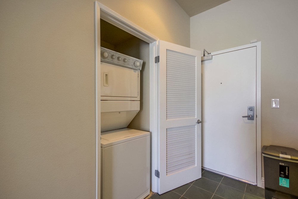 Virtual tour photo 22 of 32 for 455 Island Avenue San Diego