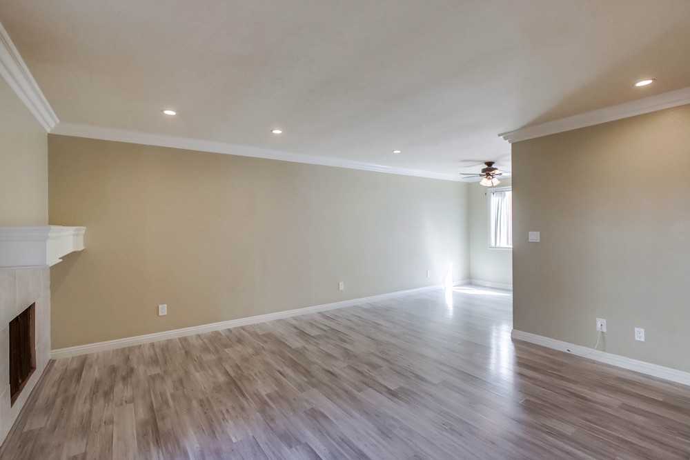 Virtual tour photo 7 of 30 for 4550 Glacier Ave