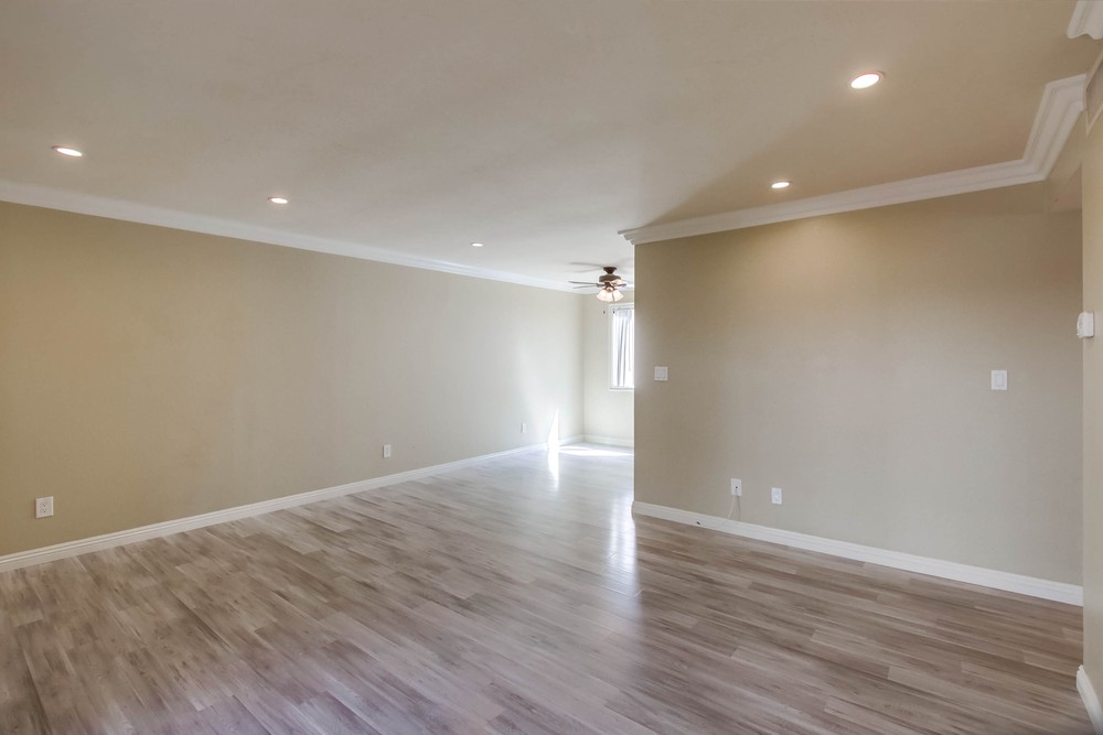 Virtual tour photo 8 of 30 for 4550 Glacier Ave