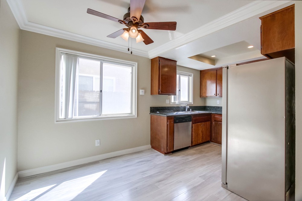 Virtual tour photo 13 of 30 for 4550 Glacier Ave